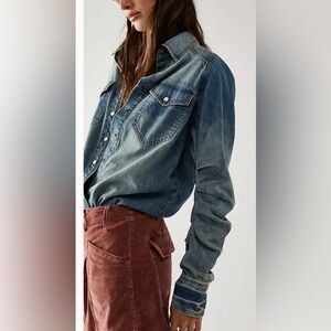 Free People Nikki Long Sleeve Snap Button Denim Shirt NWOT Size XS